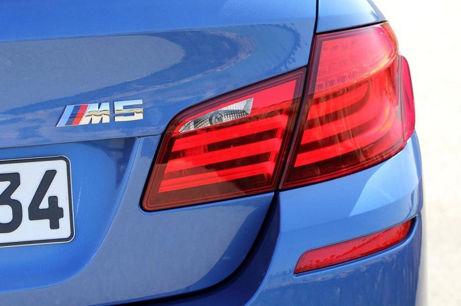  BMW M5 2012 года  (фото 109 из 319)
